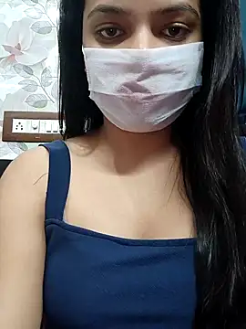 Myloveurvi online show from April 9, 2026, 10:09 am