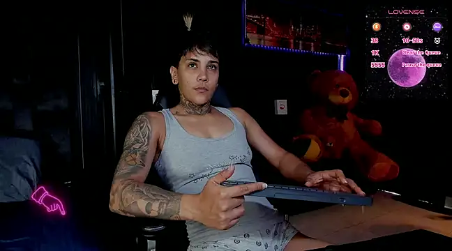 ZhoeStrong online show from February 23, 2025, 4:24 pm