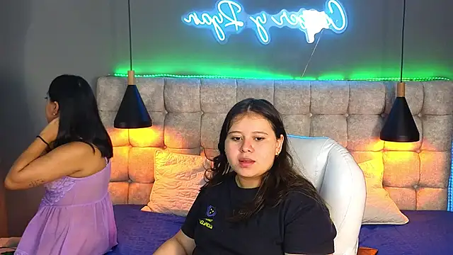 Laia and Aloby online show from December 24, 2024, 2:44 pm