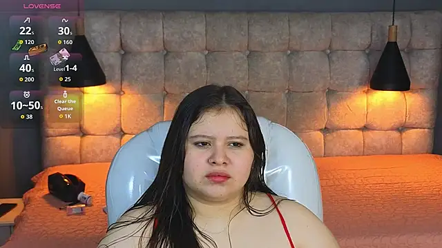 Laia and Aloby online show from September 9, 2025, 10:42 pm