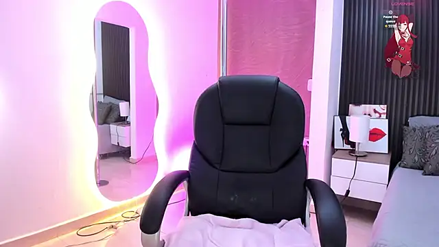 natasha  jackson online show from January 8, 2026, 1:13 pm