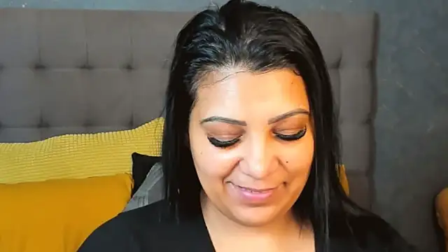 AmyCubes online show from March 18, 2026, 4:15 am