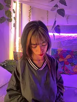 Snapshot of Kitty_arts chatting on February 2, 2025, 2:06 am Kitty arts online show from February 2, 2025, 2:06 am