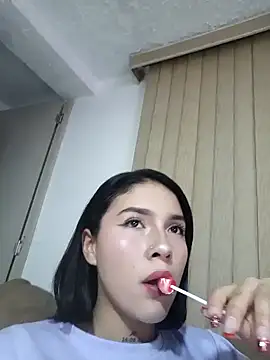 Snapshot of kendaall_jenner_ chatting on December 14, 2024, 4:01 am kendaall jenner online show from December 14, 2024, 4:01 am