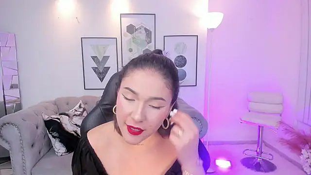 Snapshot of kendaall_jenner_ chatting on January 31, 2025, 5:09 am kendaall jenner online show from January 31, 2025, 5:09 am