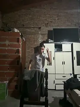 Alexaxelo online show from April 21, 2026, 9:39 pm