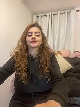 Lu perez online show from April 15, 2026, 7:58 pm