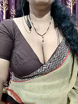 bhuvana555 online show from March 6, 2025, 5:43 pm