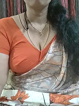 Snapshot of bhuvana555 chatting on November 14, 2025, 4:49 pm bhuvana555 online show from November 14, 2025, 4:49 pm