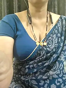 Snapshot of bhuvana555 chatting on January 10, 2026, 5:04 pm bhuvana555 online show from January 10, 2026, 5:04 pm