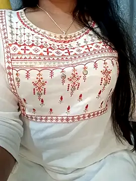 Snapshot of Rina777o chatting on November 9, 2025, 5:00 pm Rina777o online show from November 9, 2025, 5:00 pm