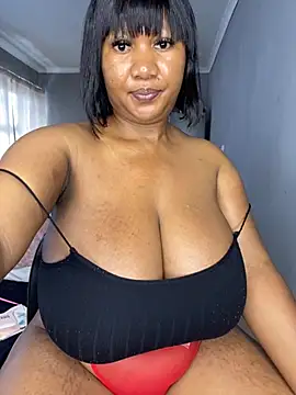 Snapshot of MayaPassion chatting on September 28, 2025, 9:36 am MayaPassion online show from September 28, 2025, 9:36 am