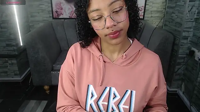 Violeth b online show from October 6, 2025, 12:57 pm