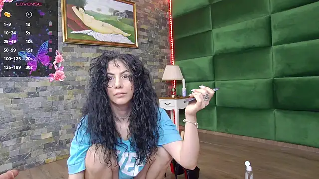 Snapshot of SelenSummer chatting on April 10, 2026, 3:56 am SelenSummer online show from April 10, 2026, 3:56 am