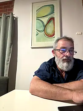 ausbod online show from October 4, 2025, 10:46 am