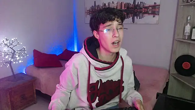 Snapshot of Jeam_hot chatting on December 14, 2024, 7:46 pm Jeam hot online show from December 14, 2024, 7:46 pm