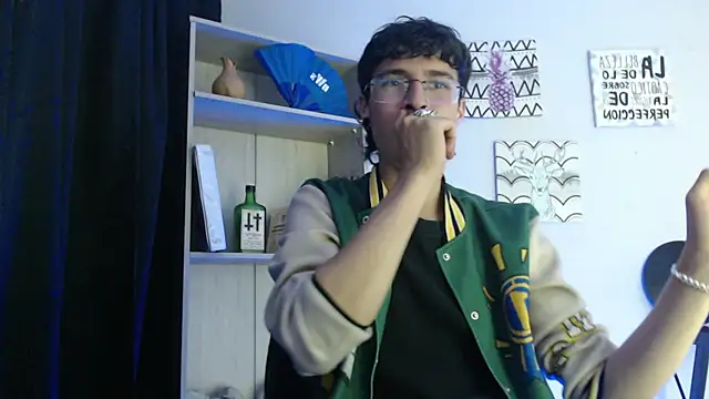 Snapshot of Jeam_hot chatting on December 16, 2024, 9:09 pm Jeam hot online show from December 16, 2024, 9:09 pm