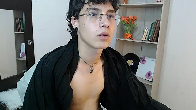 Snapshot of Jeam_hot chatting on December 30, 2024, 9:50 pm Jeam hot online show from December 30, 2024, 9:50 pm