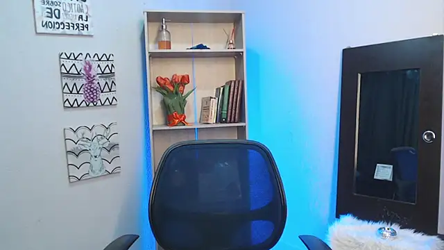 Snapshot of Jeam_hot chatting on January 10, 2025, 1:21 am Jeam hot online show from January 10, 2025, 1:21 am