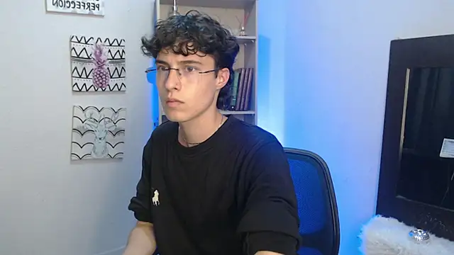 Snapshot of Jeam_hot chatting on January 12, 2025, 9:51 pm Jeam hot online show from January 12, 2025, 9:51 pm