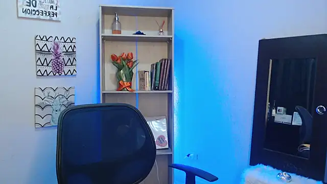 Snapshot of Jeam_hot chatting on January 17, 2025, 9:06 pm Jeam hot online show from January 17, 2025, 9:06 pm