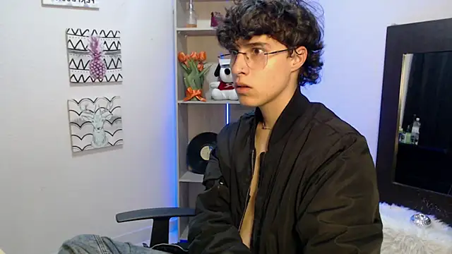 Snapshot of Jeam_hot chatting on January 26, 2025, 8:56 pm Jeam hot online show from January 26, 2025, 8:56 pm