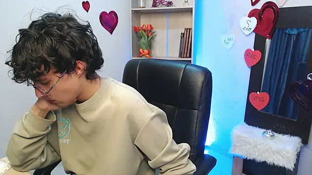 Snapshot of Jeam_hot chatting on March 4, 2025, 12:50 am Jeam hot online show from March 4, 2025, 12:50 am