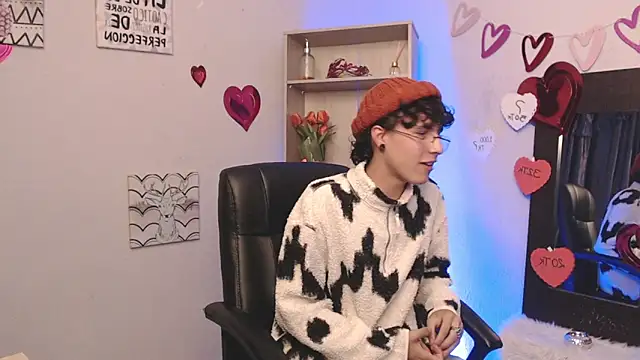 Snapshot of Jeam_hot chatting on March 4, 2025, 8:49 pm Jeam hot online show from March 4, 2025, 8:49 pm