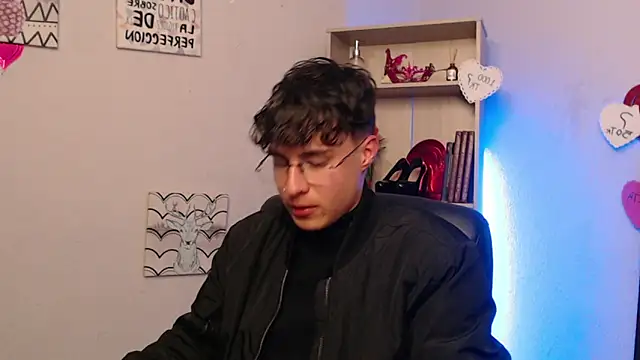 Snapshot of Jeam_hot chatting on March 21, 2025, 12:29 am Jeam hot online show from March 21, 2025, 12:29 am