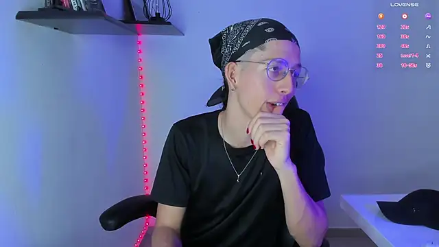 manu vera online show from January 12, 2025, 7:42 pm