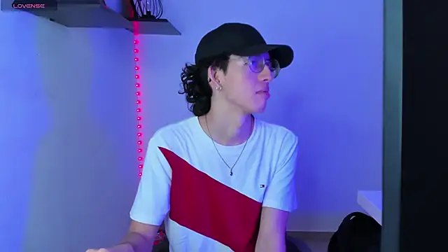 manu vera online show from February 21, 2025, 6:59 pm