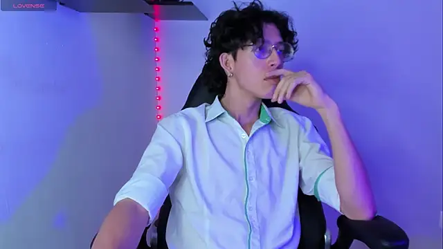 manu vera online show from February 22, 2025, 7:14 pm