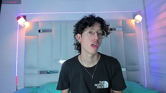 manu vera online show from February 23, 2025, 7:28 pm