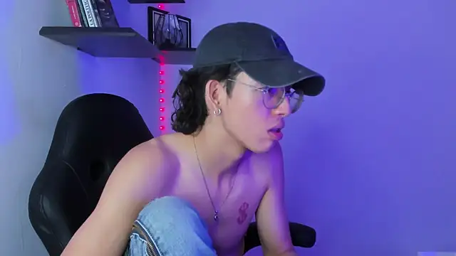 manu vera online show from February 28, 2025, 10:28 pm