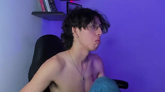 manu vera online show from March 2, 2025, 10:48 pm