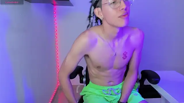 manu vera online show from March 10, 2025, 1:34 am