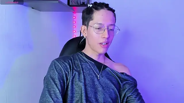 manu vera online show from March 14, 2025, 7:55 pm