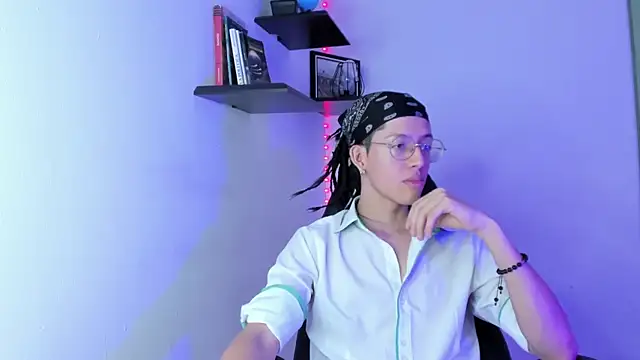 manu vera online show from March 16, 2025, 8:11 pm