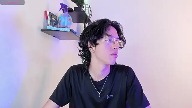 manu vera online show from September 9, 2025, 7:35 pm