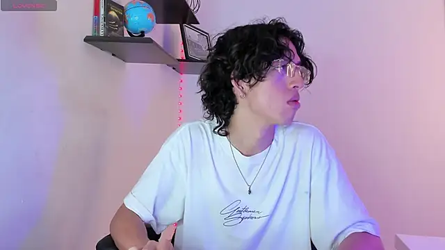 manu vera online show from September 16, 2025, 8:10 pm