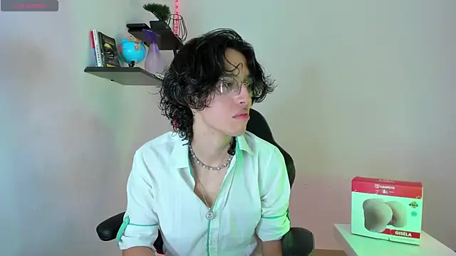 manu vera online show from October 19, 2025, 2:45 am