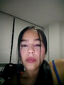 SweetFortuner online show from November 9, 2025, 4:44 am