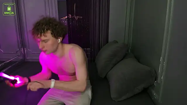 Snapshot of Tony_Talorr chatting on November 24, 2025, 8:30 pm Tony Talorr online show from November 24, 2025, 8:30 pm