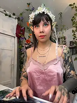 EemaHaruki online show from October 31, 2025, 6:42 pm