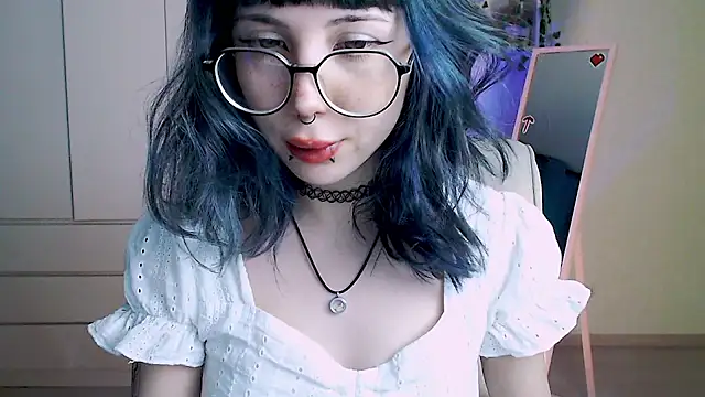 MoriHorri online show from December 19, 2024, 1:39 am