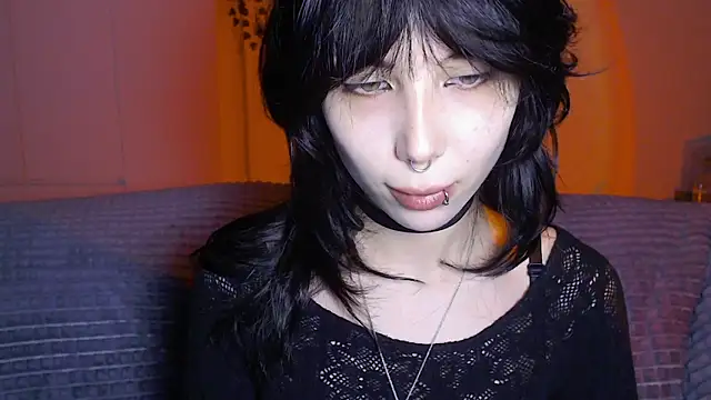 MoriHorri online show from November 3, 2025, 10:16 am