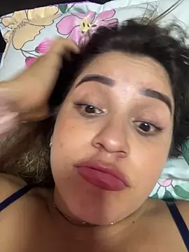 perlita05 online show from November 7, 2025, 7:03 pm