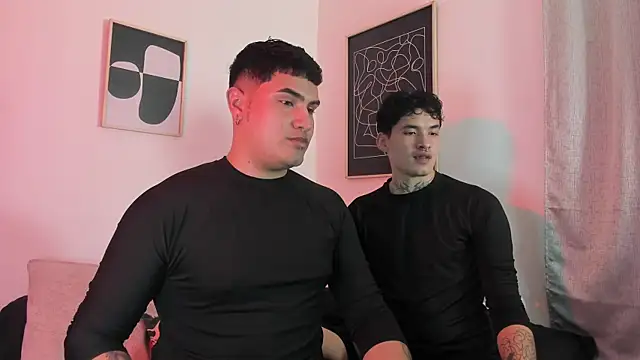 Snapshot of MatheoVelez chatting on February 14, 2025, 7:38 am MatheoVelez online show from February 14, 2025, 7:38 am