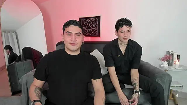 Snapshot of MatheoVelez chatting on February 16, 2025, 7:26 am MatheoVelez online show from February 16, 2025, 7:26 am