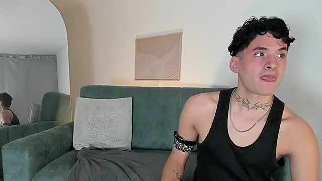 Snapshot of MatheoVelez chatting on March 3, 2025, 2:47 am MatheoVelez online show from March 3, 2025, 2:47 am